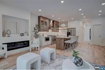 86 Watchung Avenue 2 #2, Montclair, NJ 07043 - Photo 1