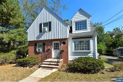 65 Park Avenue, Allendale, NJ 07401 - Photo 1