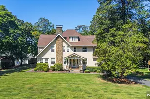 11 Hillcrest, West Caldwell, NJ 07006 - Photo 1