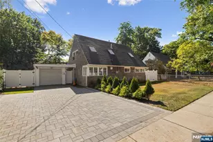 38 Ward Plaza, Teaneck Township, NJ 07666 - Photo 1