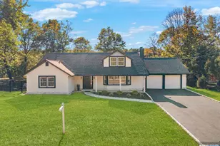 29 Thackeray Rd, Oakland, NJ 07436 - Photo 1