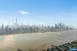 7004 Blvd East 33D, Guttenberg, NJ 07093 - Photo 1