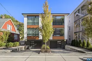 391 Undercliff Ave B, Edgewater, NJ 07020 - Photo 1