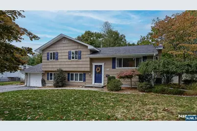21 Cardinal Drive, Oakland, NJ 07436 - Photo 1