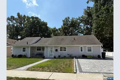 152 Howard Avenue, Rochelle Park Township, NJ 07662 - Photo 1