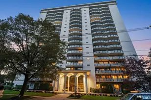 125 Prospect Ave 3 J, Hackensack, NJ 07601 - Photo 1