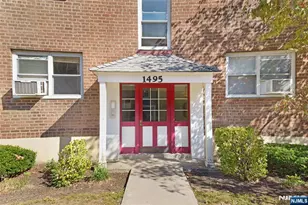 1495 E Terrace Circle 1, Teaneck Township, NJ 07666 - Photo 1