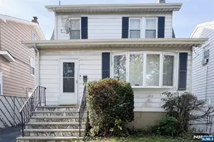141 16th St, Bloomfield, NJ 07003 - Photo 1