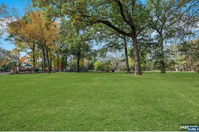 1093 Sheridan Street, New Milford, NJ 07646 - Photo 1