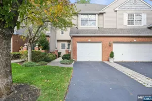 18 Harkey Ct 63, Roseland, NJ 07068 - Photo 1