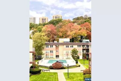 1111 River Road H21 #H21, Edgewater, NJ 07020 - Photo 1