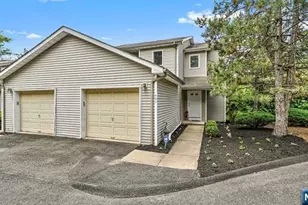 704 Skyline Dr, Haledon, NJ 07508 - Photo 1