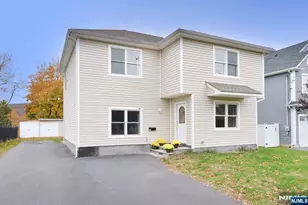18 Ave A, Mahwah, NJ 07430 - Photo 1