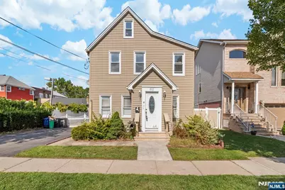 611 New York Avenue, Lyndhurst Township, NJ 07071 - Photo 1