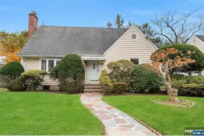 80 Voorhees Street, Teaneck Township, NJ 07666 - Photo 1