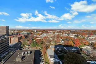 2150 Center Ave 19E, Fort Lee, NJ 07024 - Photo 1