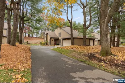 436D Bromley Place, Wyckoff Township, NJ 07481 - Photo 1