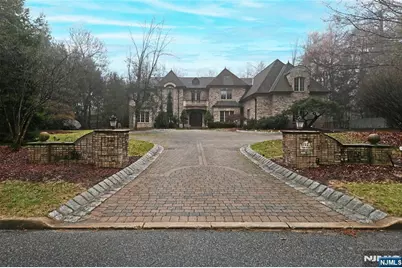 22 Pembroke Trail, Upper Saddle River, NJ 07458 - Photo 1