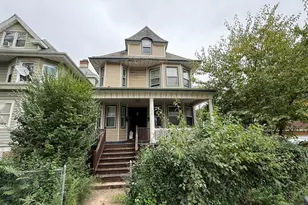 158 15th St, East Orange, NJ 07017 - Photo 1