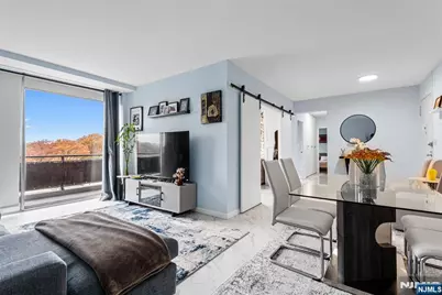 4 Horizon 1031 #1031, Fort Lee, NJ 07024 - Photo 1