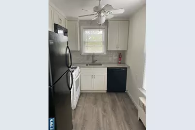 31-11 Broadway 2 #2, Fair Lawn, NJ 07410 - Photo 10