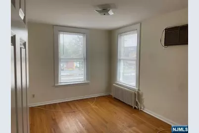 31-11 Broadway 2 #2, Fair Lawn, NJ 07410 - Photo 4