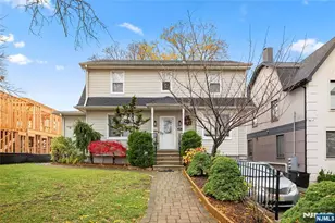 1004 Elm Ave, Ridgefield, NJ 07657 - Photo 1