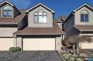 102 Aspen Ct T002, Norwood, NJ 07648 - Photo 1