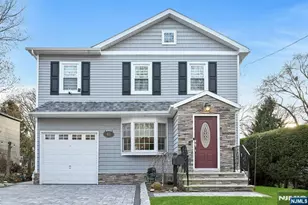 87 Surrey Ln, River Edge, NJ 07661 - Photo 1