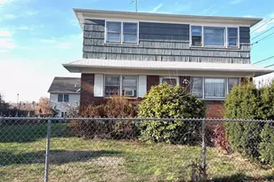 401 Stuyvesant Ave, Lyndhurst Township, NJ 07071 - Photo 1