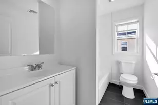 2 Rossi Ct 2, South Hackensack Township, NJ 07606 - Photo 14