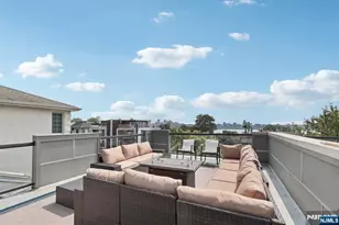 746 Undercliff Ave B, Edgewater, NJ 07020 - Photo 1