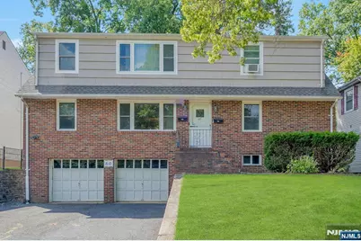 60 Bank Street 2nd Floor #2nd floor, Midland Park, NJ 07432 - Photo 1