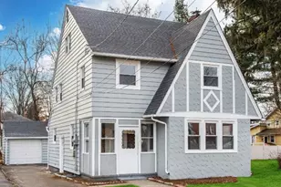 24 Argonne Ct, Teaneck Township, NJ 07666 - Photo 1