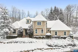 84 Walsh Dr, Mahwah, NJ 07430 - Photo 1