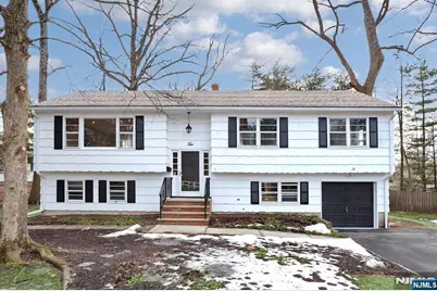 10 Villa Court, Park Ridge, NJ 07656 - Photo 1