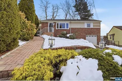 10 Riverview Court, Kearny, NJ 07032 - Photo 1