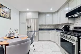 366 Cottonwood Way, Mahwah, NJ 07430 - Photo 1