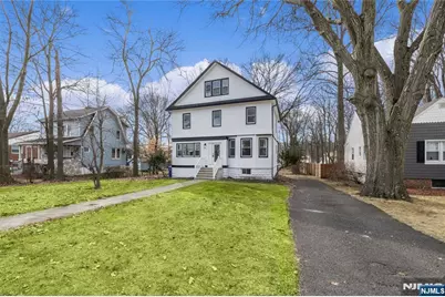 384 W Palisade Avenue, Englewood, NJ 07631 - Photo 1