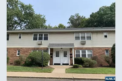 26 Lakeview Avenue D #D, Leonia, NJ 07605 - Photo 1