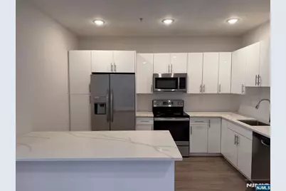 1685 Bergen Boulevard 415 #415, Fort Lee, NJ 07024 - Photo 1