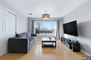 192 Burnett Ave 15, Maplewood, NJ 07040 - Photo 1