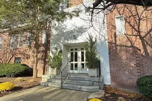 5 Roosevelt Pl 4A, Montclair, NJ 07042 - Photo 1