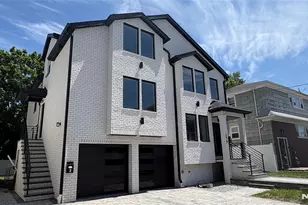 539 Freeman St, Lyndhurst Township, NJ 07071 - Photo 1