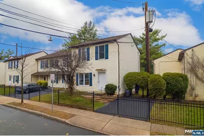 71 16th Avenue, Newark, NJ 07103 - Photo 1