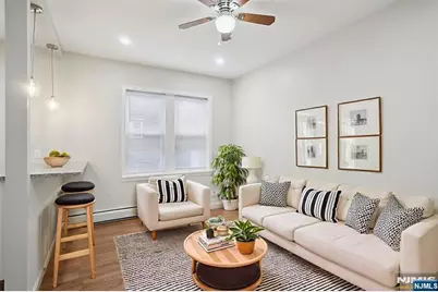 523 Grand Avenue 1R #1R, North Bergen, NJ 07047 - Photo 1
