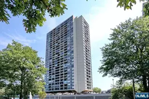6 Horizon Road 2107, Fort Lee, NJ 07024 - Photo 1