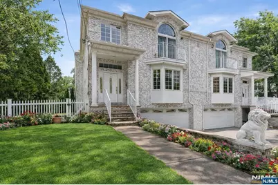 2 Maple Avenue, Waldwick, NJ 07463 - Photo 1
