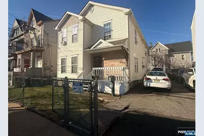 321-323 15th Avenue 1 #1, Paterson, NJ 07504 - Photo 1