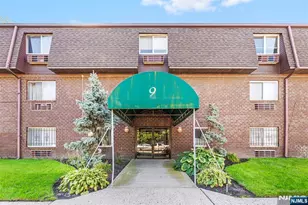 9 Vreeland Ave 3A, Hackensack, NJ 07601 - Photo 1